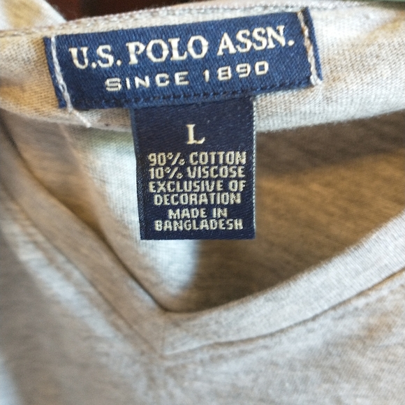 COPY - Ruffled shirt - Picture 3 of 3